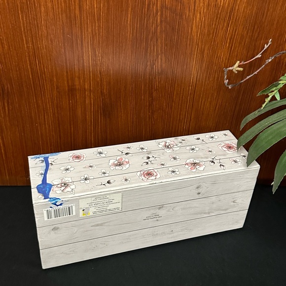 3 Decorative Storage magnetic flip boxes - Picture 12 of 16